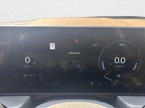 New 2025 Hyundai Sonata Limited image 11