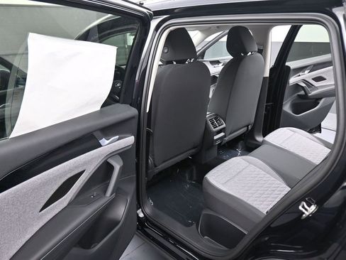 New 2026 Volkswagen Tiguan S AWD/4WD image 39