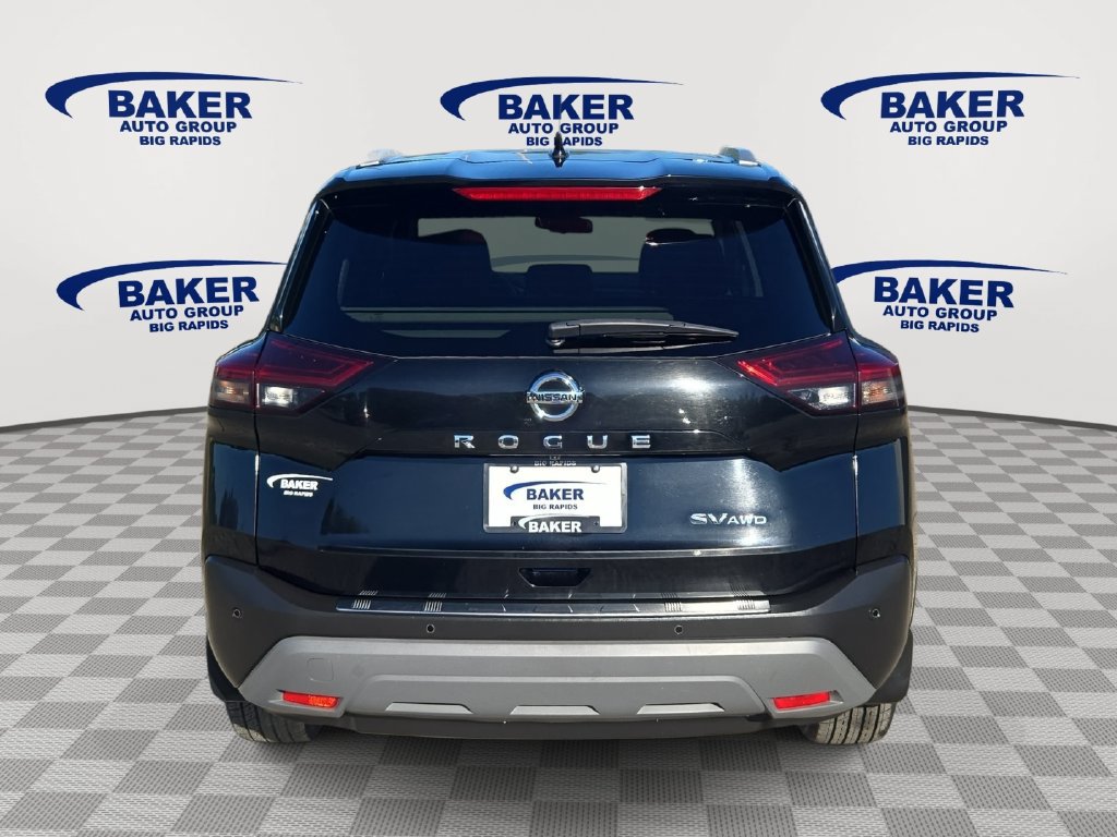 Used 2021 Nissan Rogue SV AWD/4WD image 4