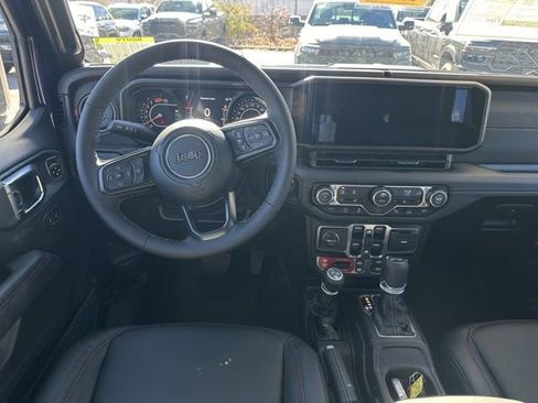 New 2026 Jeep Wrangler Unlimited Rubicon image 25