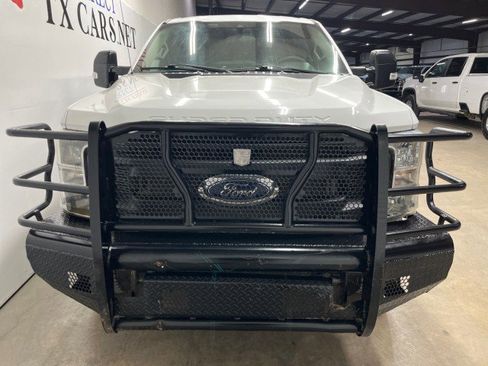 Used 2022 Ford F250 XL w/ Power Equipment Group image 13