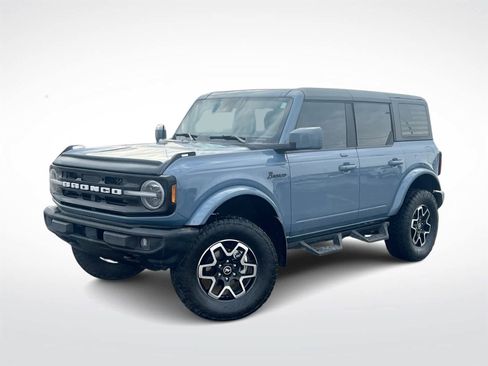 Used 2023 Ford Bronco Outer Banks image 1