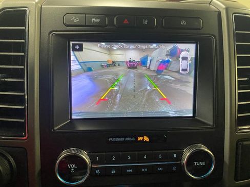 Used 2019 Ford Expedition XLT w/ Equipment Group 202A image 12