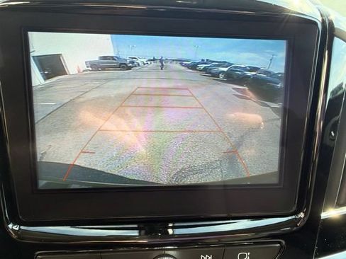 Used 2018 Chevrolet Traverse LT AWD/4WD image 17