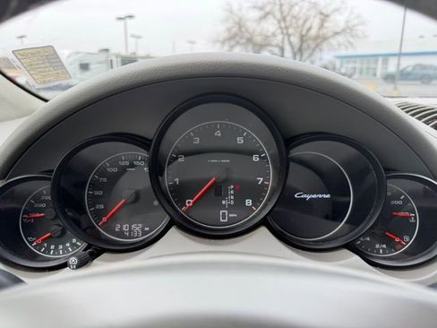 Used 2011 Porsche Cayenne image 21