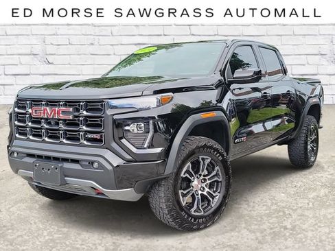 Used 2024 GMC Canyon AT4 w/ AT4 Premium Package AWD/4WD image 1