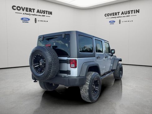Used 2015 Jeep Wrangler Unlimited Sport w/ Quick Order Package 24S AWD/4WD image 5