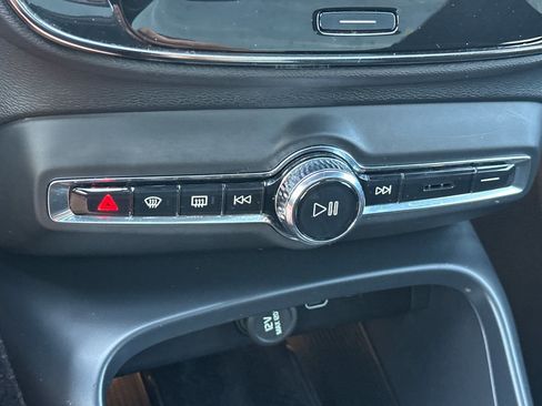 Certified 2023 Volvo C40 P8 Recharge Plus AWD/4WD image 24