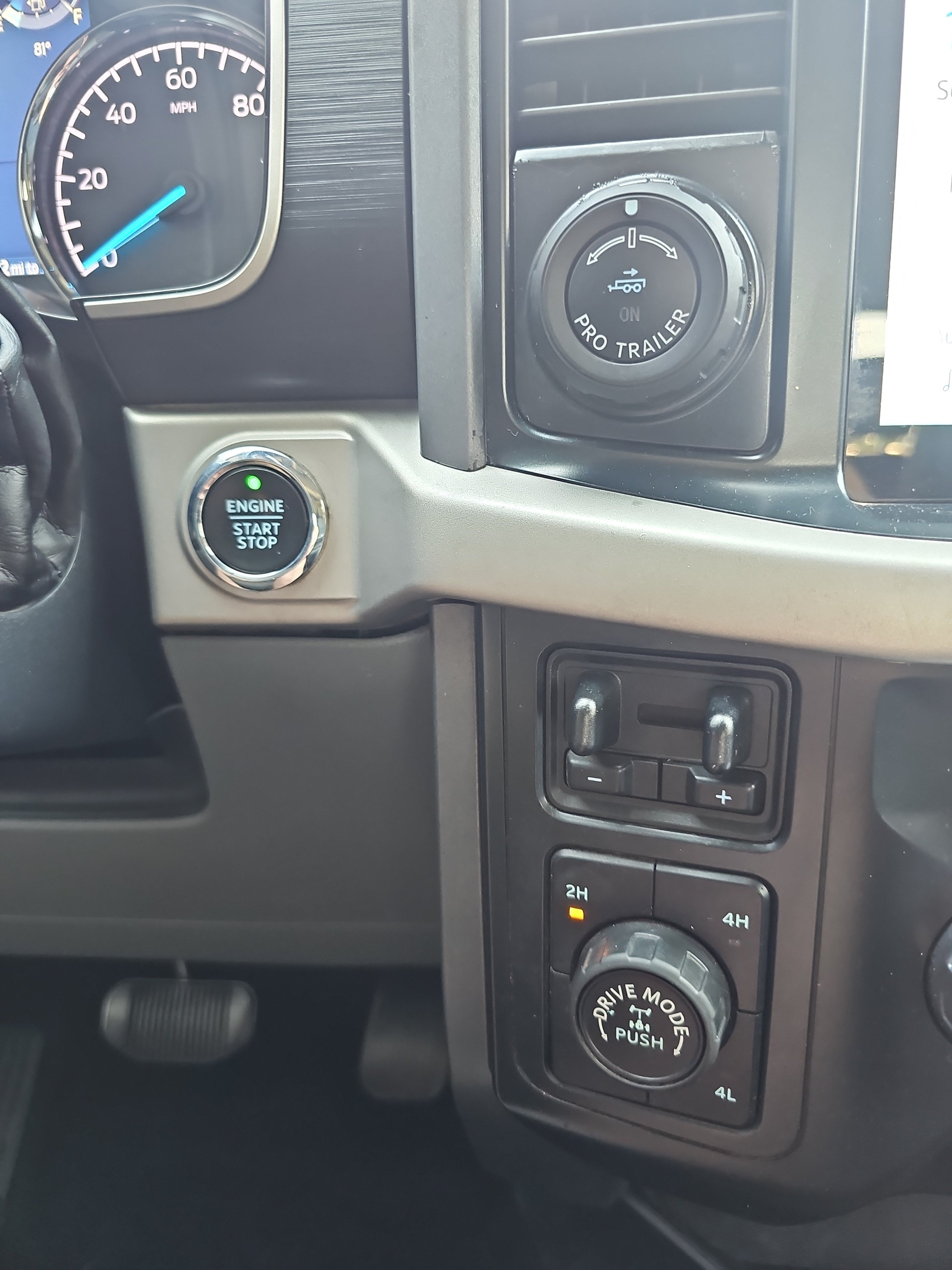 Used 2022 Ford F150 XLT w/ Equipment Group 302A High AWD/4WD image 31