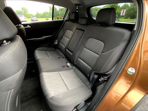 Used 2021 Kia Sportage LX image 24