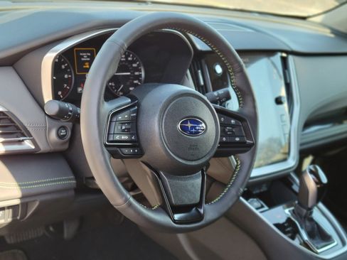 Used 2025 Subaru Outback Onyx Edition image 20