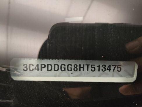 Used 2017 Dodge Journey Crossroad AWD/4WD image 33