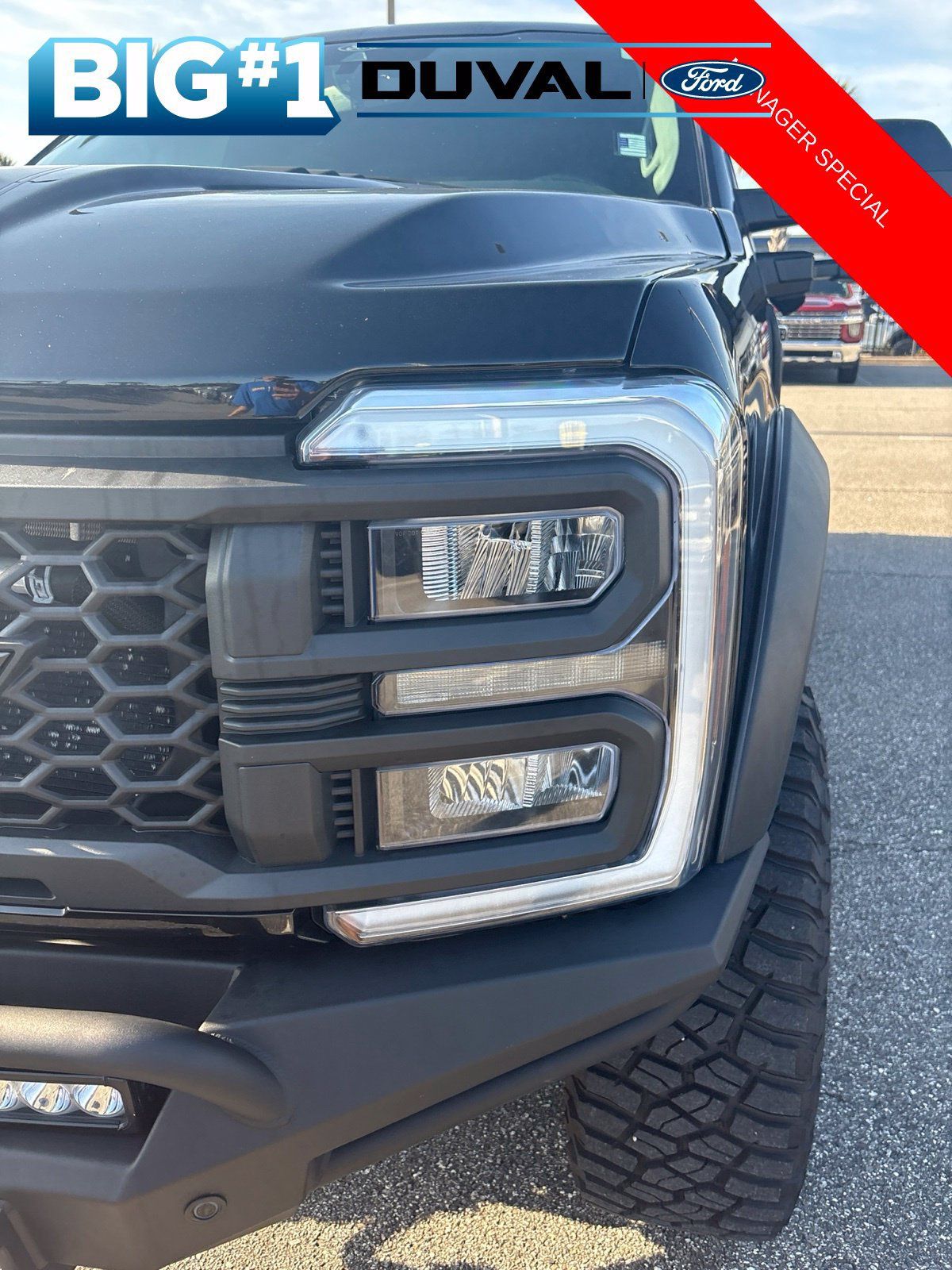 Certified 2024 Ford F250 Lariat w/ Lariat Ultimate Package AWD/4WD image 8