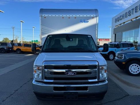 New 2027 Ford E-350 and Econoline 350 Super Duty RWD image 23