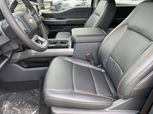 New 2026 Ford F250 Lariat w/ Black Appearance Package AWD/4WD image 13