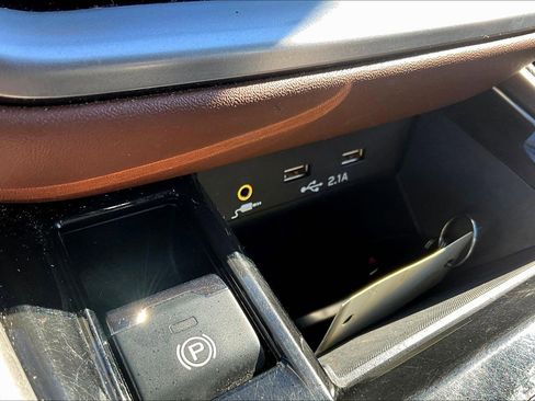 Used 2021 Subaru Outback Touring XT image 29