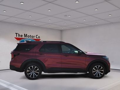 Used 2025 Ford Explorer ST-Line