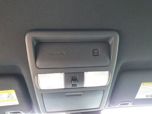 Used 2022 Nissan Frontier Pro-X image 21