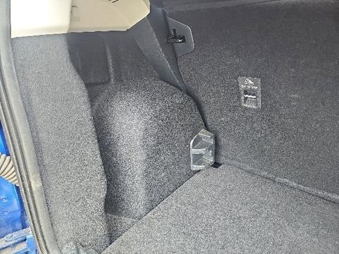 Used 2021 Ford EcoSport SE FWD image 12