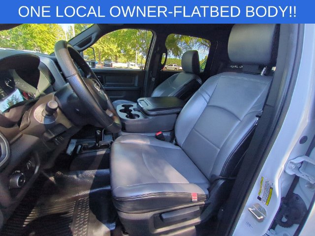 Used 2024 RAM 2500 Tradesman w/ Chrome Appearance Group AWD/4WD image 16
