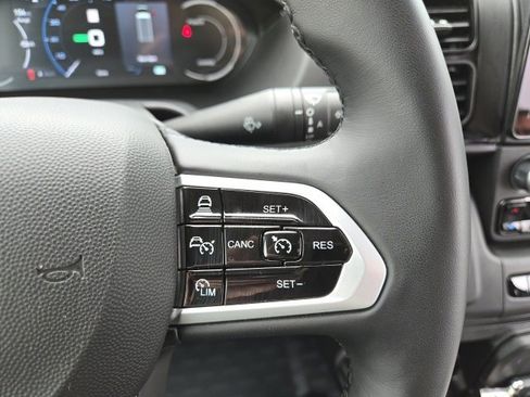 Used 2024 RAM ProMaster 3500 w/ Delivery Van Package image 24