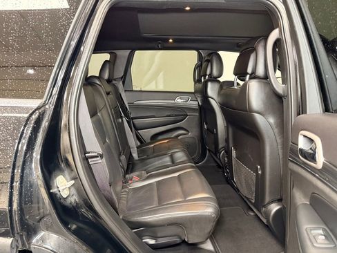 Used 2020 Jeep Grand Cherokee Limited w/ Luxury Group II AWD/4WD image 10