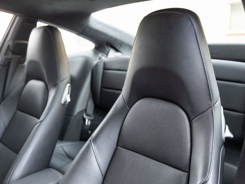 Certified 2019 Porsche 911 Carrera 4S AWD/4WD image 23