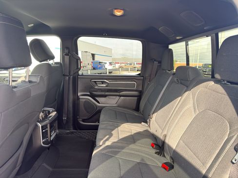 Used 2023 RAM 1500 Big Horn AWD/4WD image 33