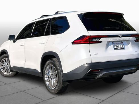 Used 2024 Toyota Grand Highlander Platinum image 12
