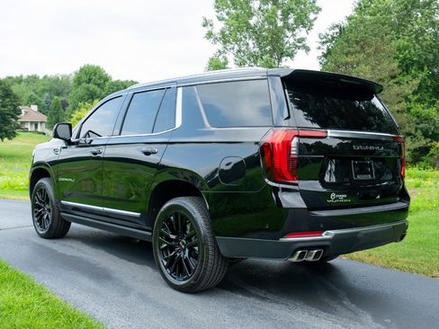 Used 2025 GMC Yukon Denali w/ Denali Reserve Package AWD/4WD image 3