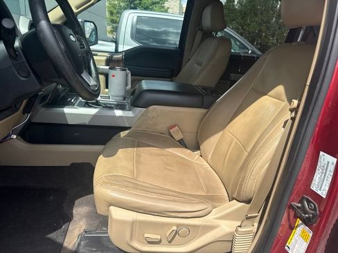 Used 2015 Ford F150 Lariat w/ Equipment Group 502A Luxury AWD/4WD image 14