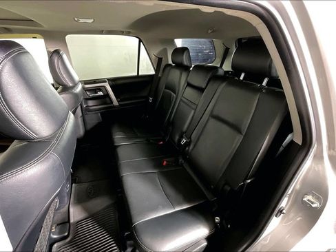 Used 2018 Toyota 4Runner Limited AWD/4WD image 25