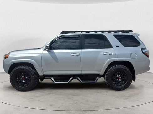 Used 2023 Toyota 4Runner SR5 Premium w/ Moonroof Package AWD/4WD image 2