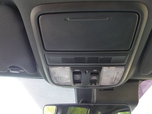 Used 2025 Honda Passport TrailSport image 43