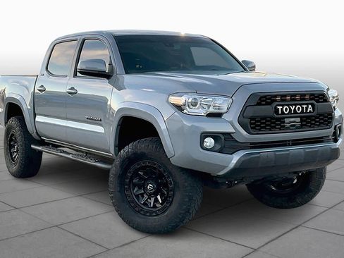 Used 2021 Toyota Tacoma SR5 image 4