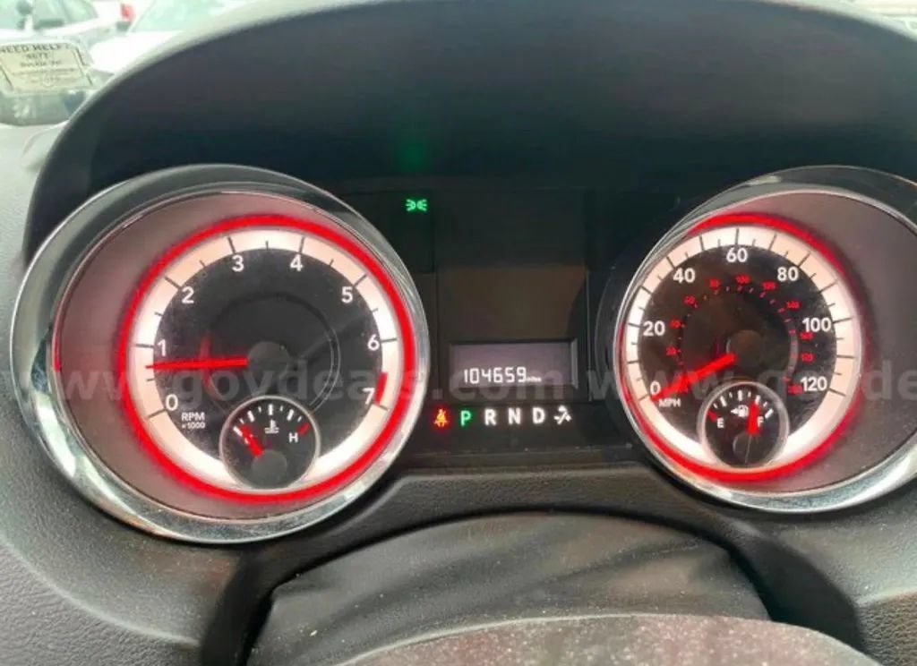 Used 2014 Dodge Grand Caravan SE w/ Quick Order Package 29E SE FWD image 16