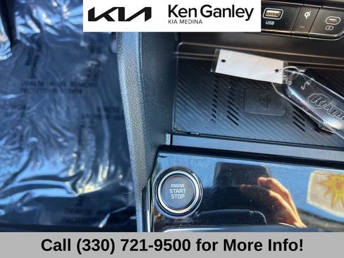 Certified 2023 Kia Sportage EX image 38