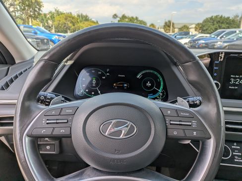 Used 2023 Hyundai Sonata Limited w/ Cargo Package FWD image 24