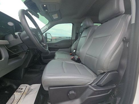 Used 2024 Ford F250 XL w/ XL Chrome Package AWD/4WD image 3