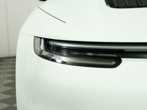 Certified 2024 Porsche 911 Carrera RWD image 17