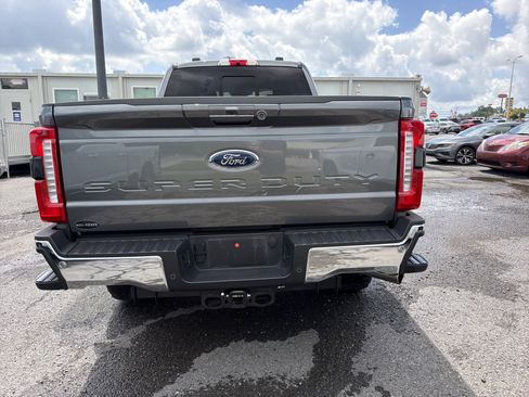 Used 2024 Ford F250 Lariat w/ Lariat Ultimate Package AWD/4WD image 7