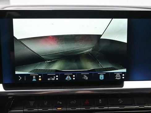 New 2026 Chevrolet Silverado 2500 High Country w/ High Country Premium Package AWD/4WD image 32