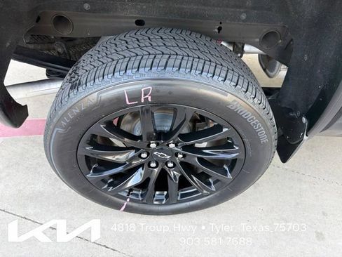 Used 2018 GMC Sierra 1500 SLT w/ Texas SLT Premium Package AWD/4WD image 12