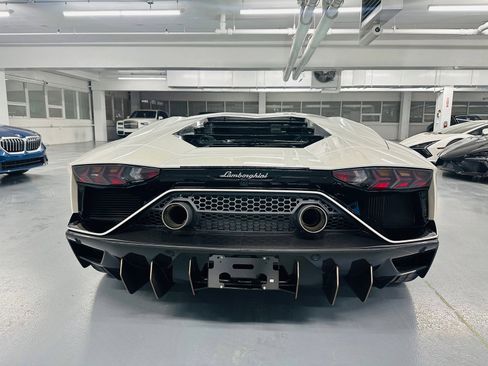 Used 2022 Lamborghini Aventador LP 780-4 Ultimae image 6