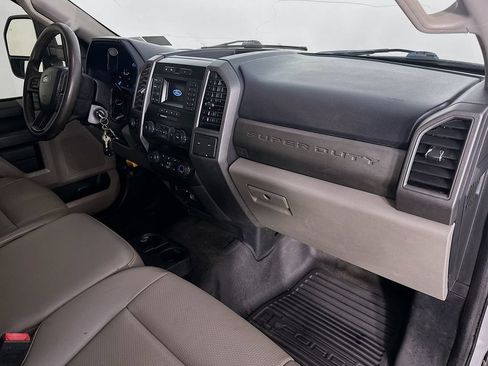 Used 2020 Ford F550 4x4 Regular Cab Super Duty image 23