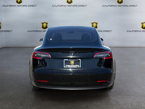 Used 2019 Tesla Model 3 Mid Range RWD image 4