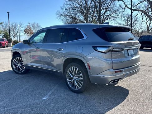 New 2026 Buick Enclave Avenir w/ Super Cruise Package AWD/4WD image 3