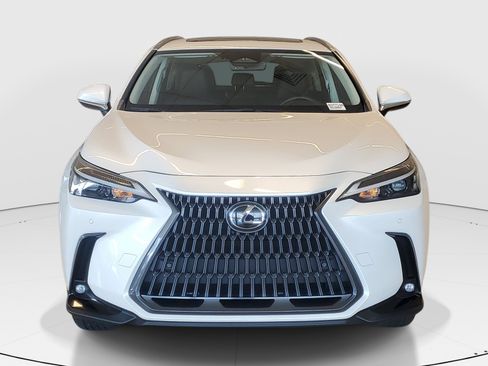 Certified 2024 Lexus NX 250 FWD image 3