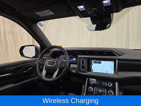 Used 2023 GMC Yukon Denali w/ Advanced Technology Package AWD/4WD image 37