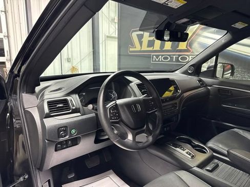 Used 2023 Honda Passport EX-L image 6